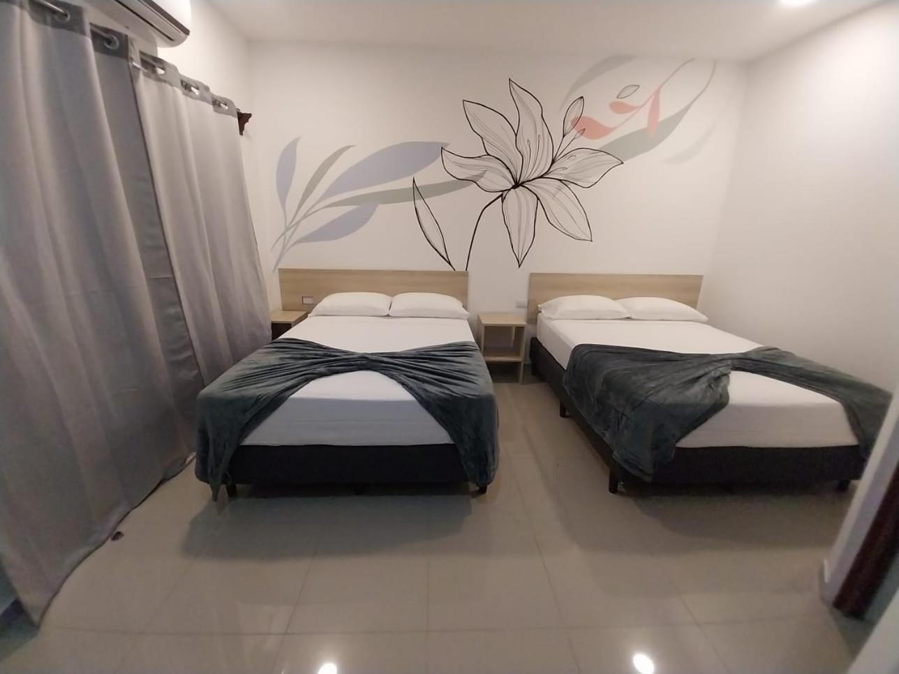 Wide Mouth Frog Quepos Hostel Manuel Antonio Εξωτερικό φωτογραφία