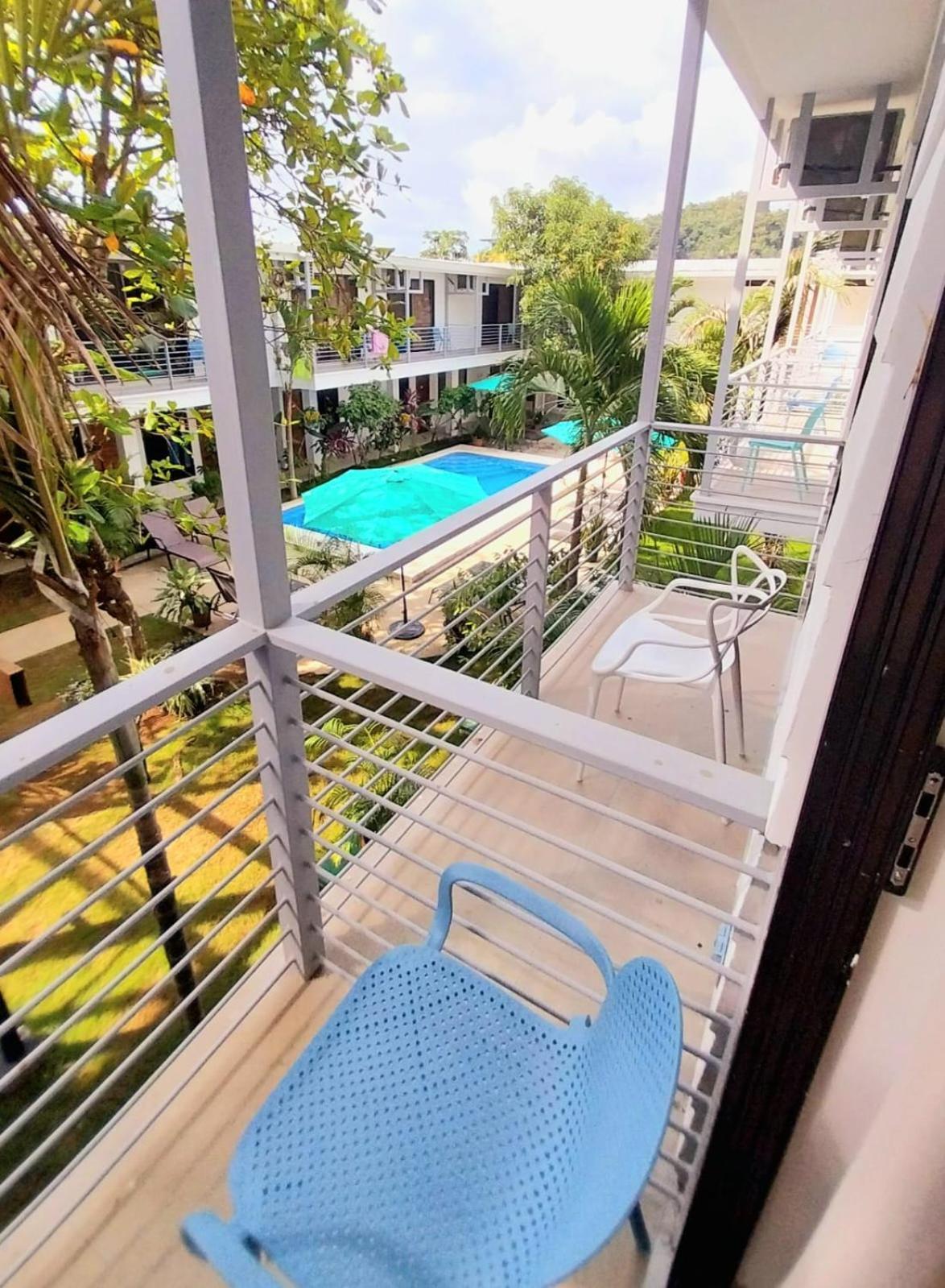 Wide Mouth Frog Quepos Hostel Manuel Antonio Εξωτερικό φωτογραφία